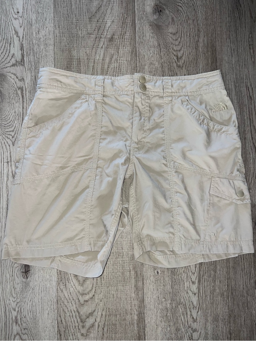 The North Face Women’s Long Utility Cargo Hiking Shorts